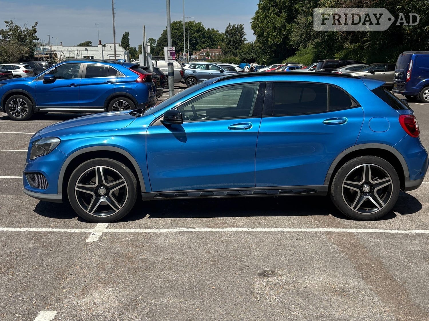 Mercedes-Benz GLA 2015 - Cars
