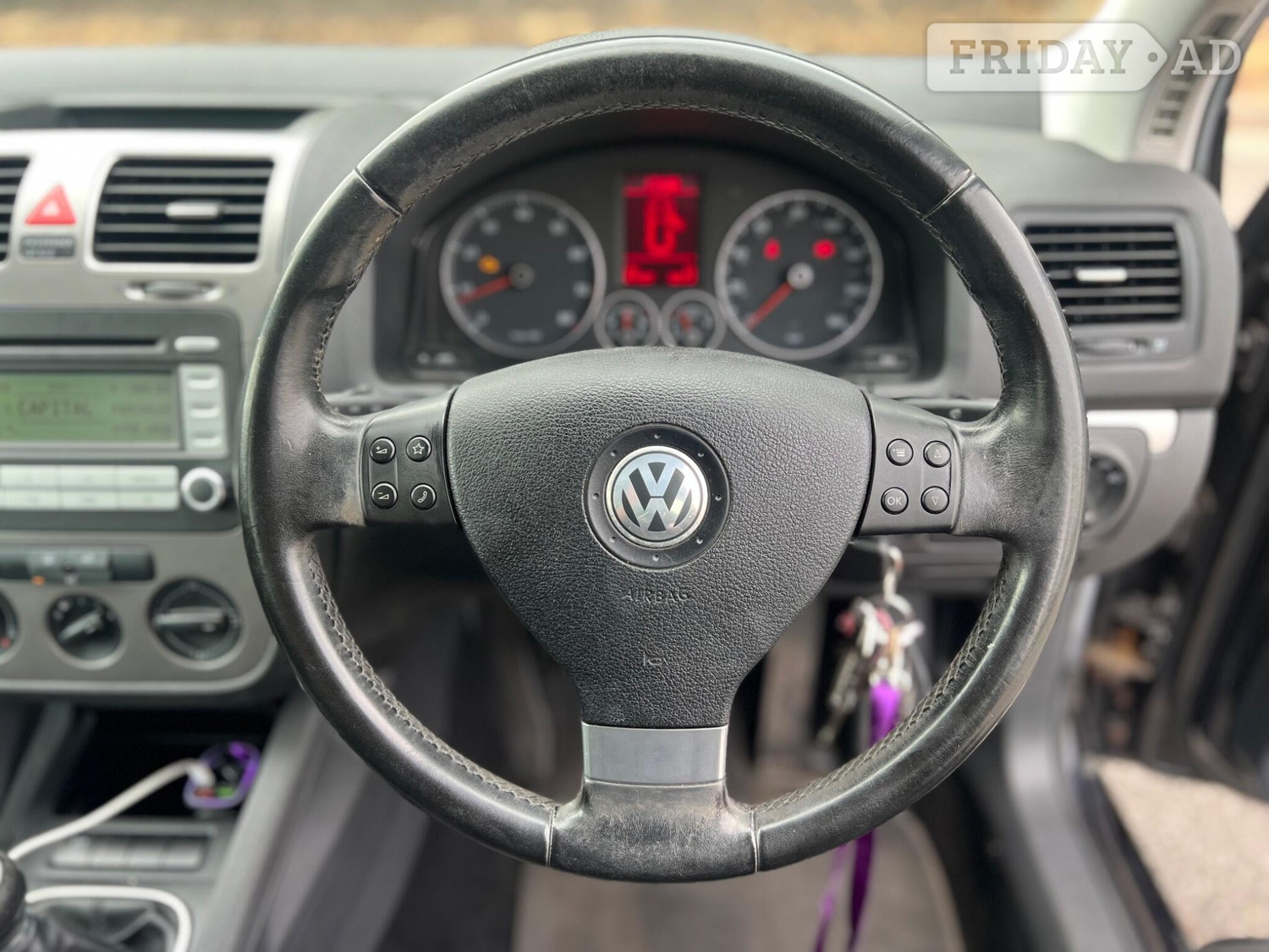 Volkswagen Golf 2006 - Cars