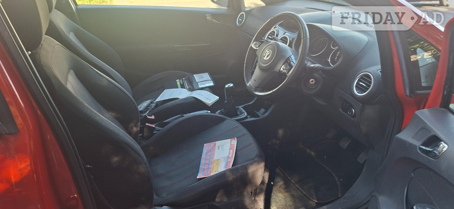 Vauxhall Corsa 2014 - Cars in Sutton