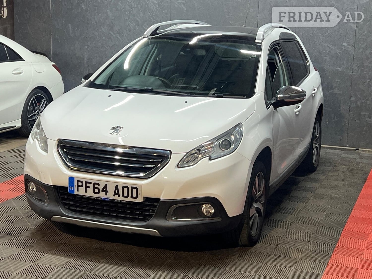 [ berth ]Peugeot 2008