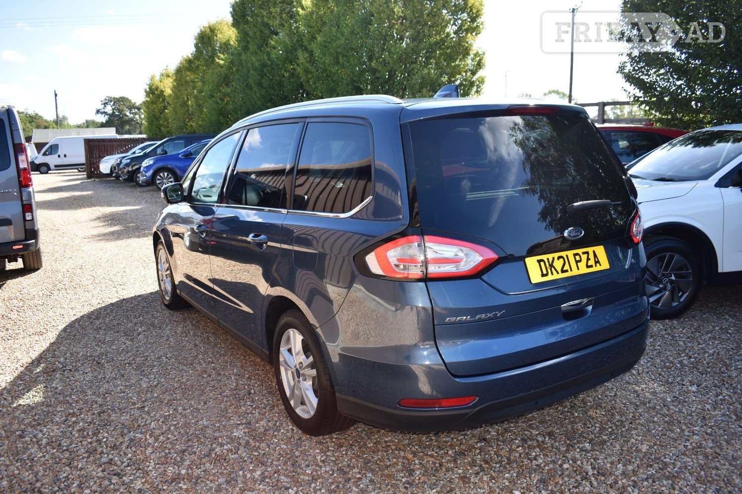 Ford Galaxy 2021 - Cars in Guildford