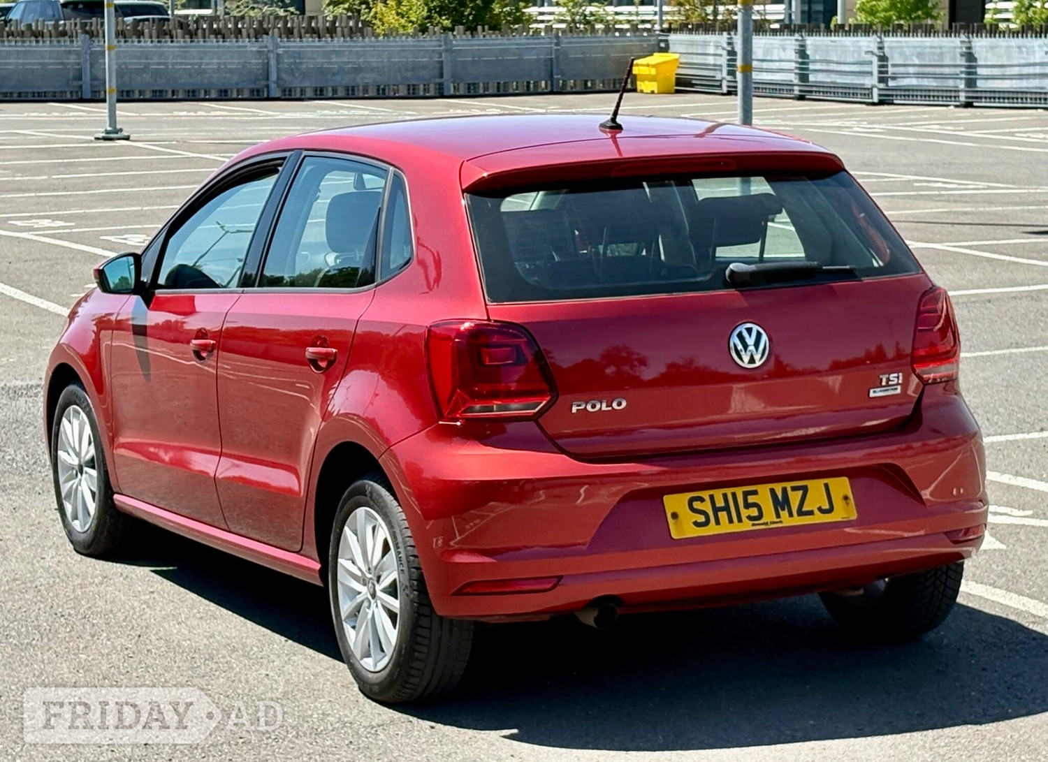 Volkswagen Polo 2015 - Cars in Uxbridge