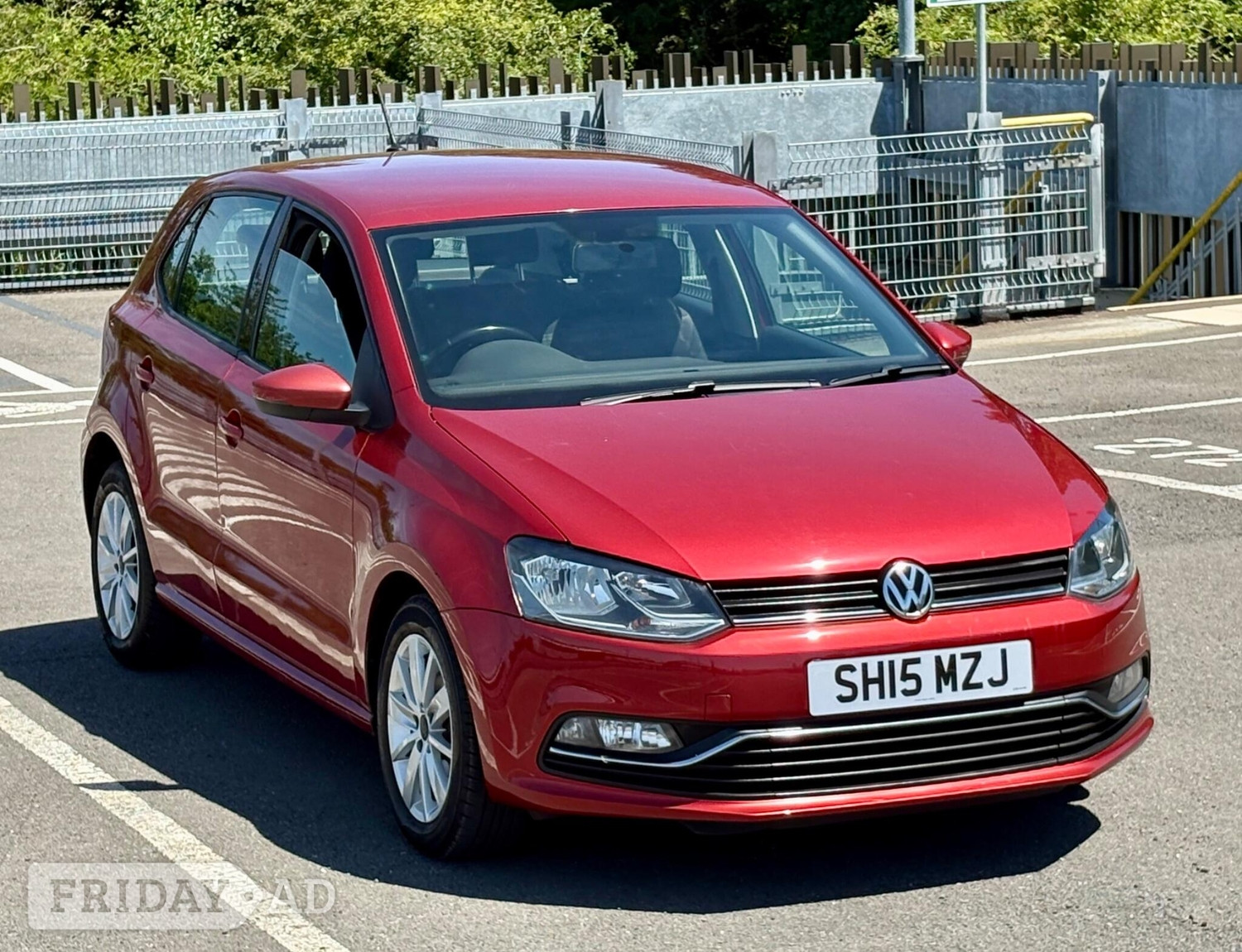 Volkswagen Polo 2015 - Cars