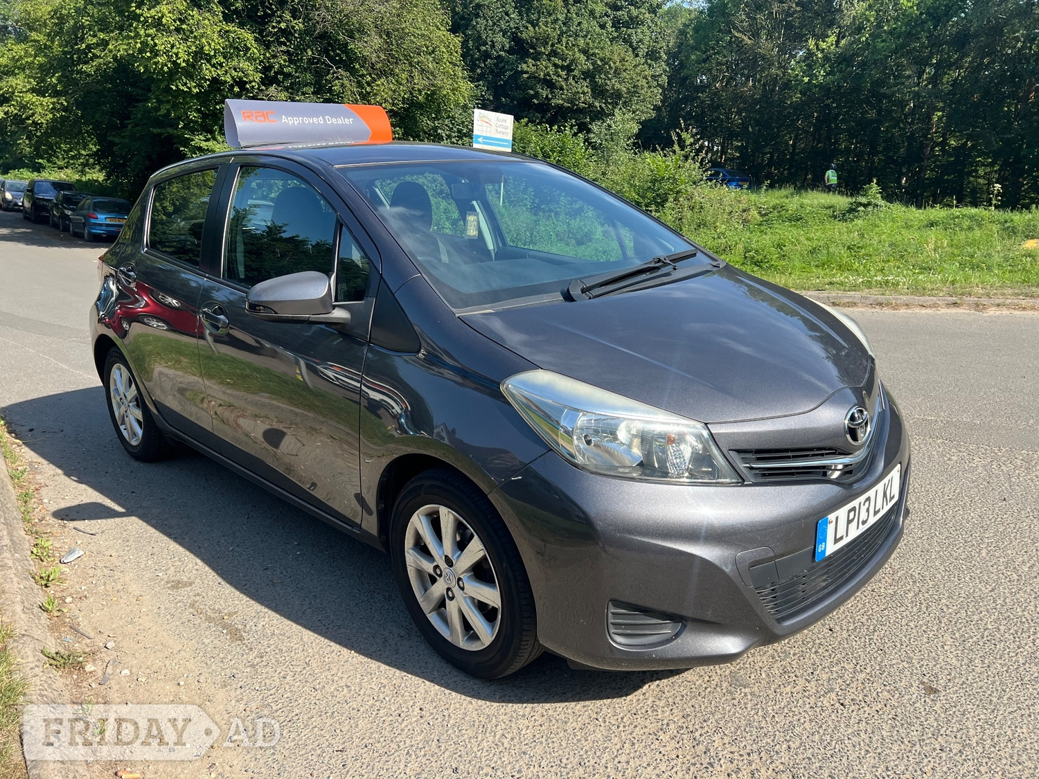 Toyota Yaris 2013 - Cars