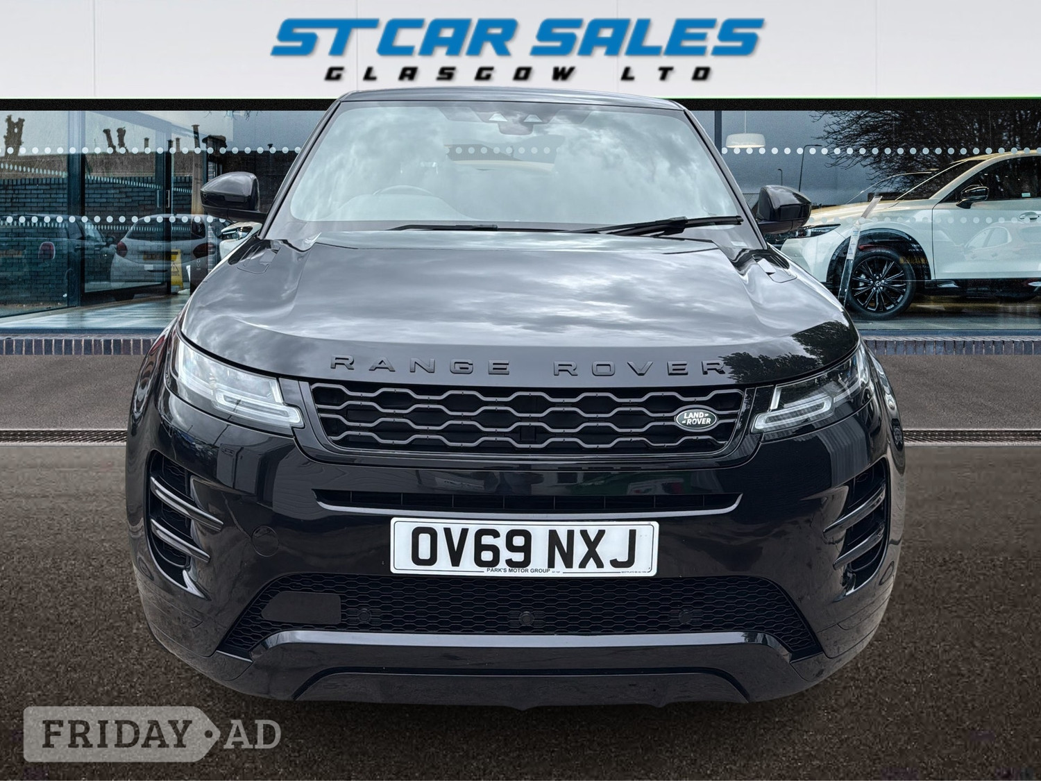 [ berth ]Land Rover Range Rover Evoque