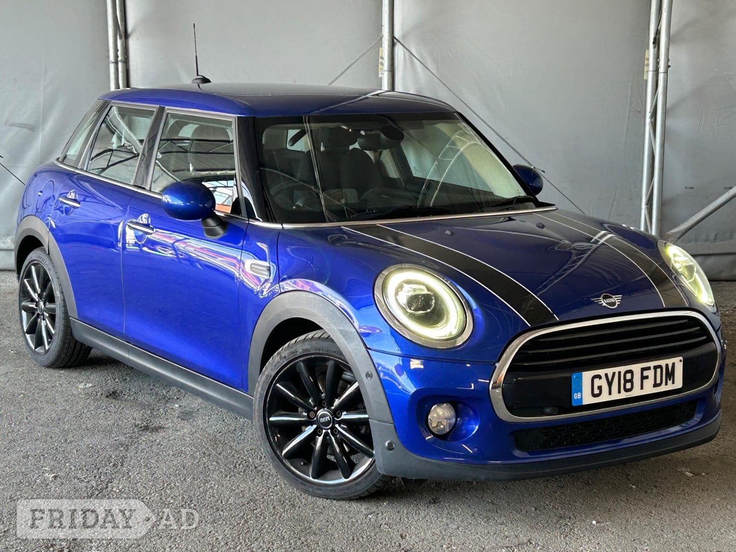 Mini Hatch 2018 - Cars
