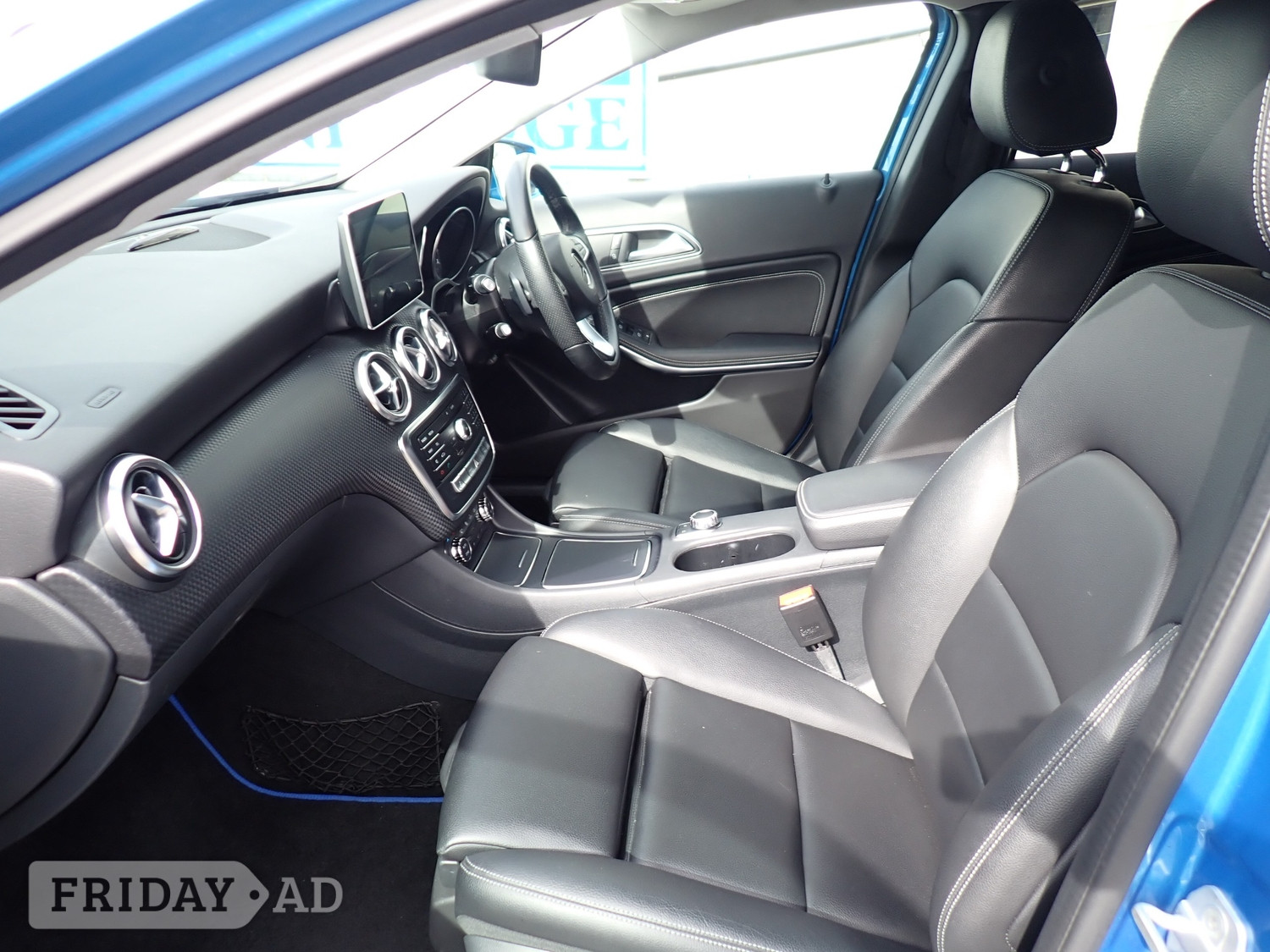 [ berth ]Mercedes-Benz A Class
