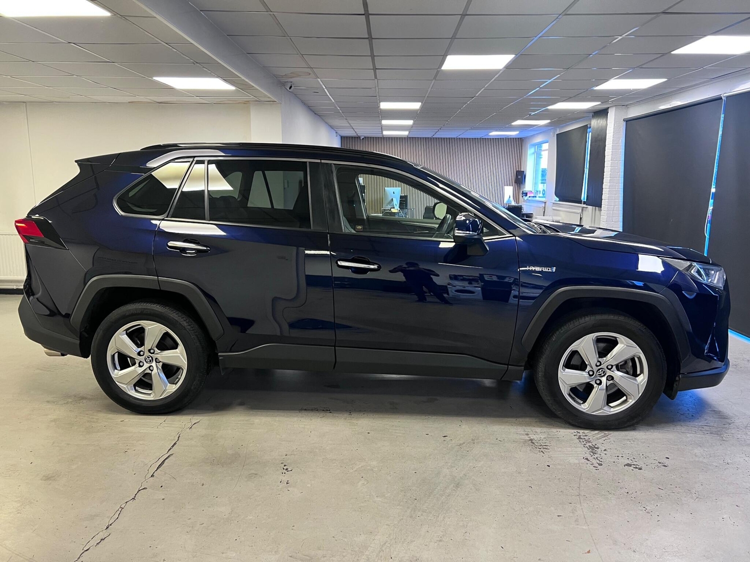 Toyota RAV4 2019 - Cars in Stroud