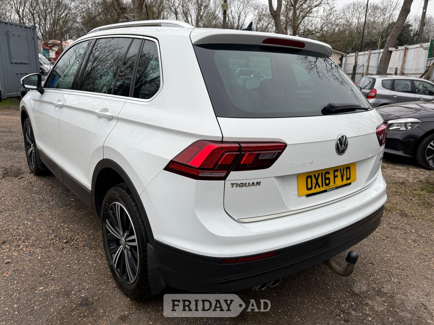 Volkswagen Tiguan 2016 - Cars in Staines