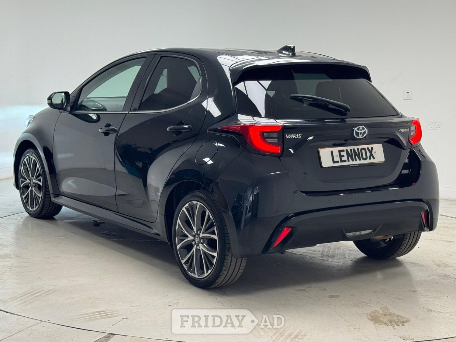 Toyota Yaris 2023 - Cars in Brent
