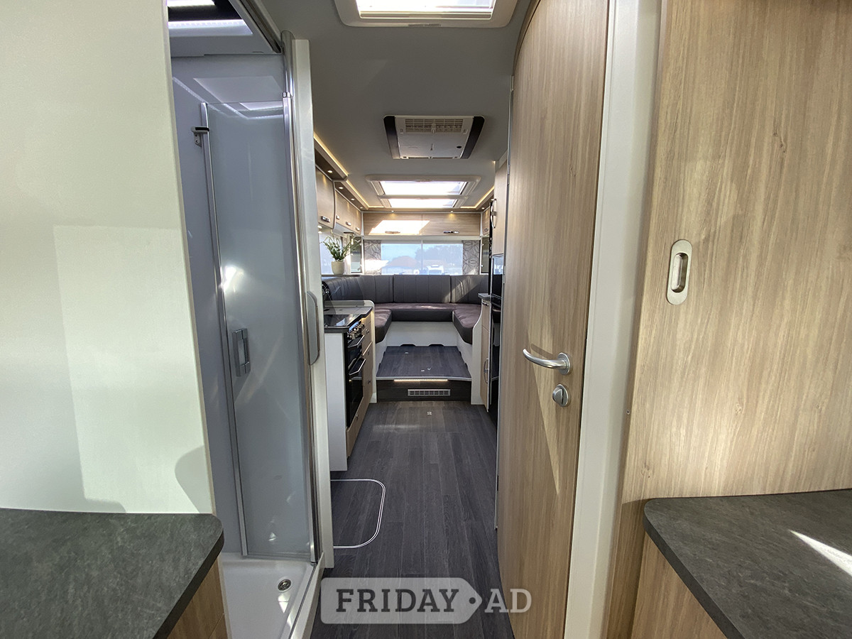 [2 berth ]Frankia Platin Pure I 7400 Plus