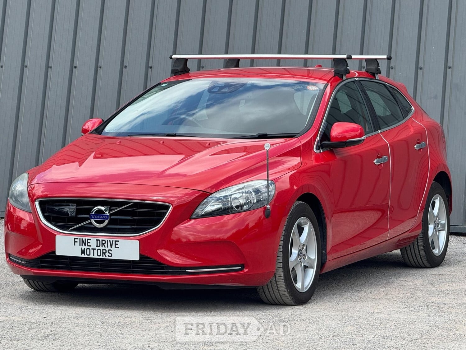 [ berth ]Volvo V40
