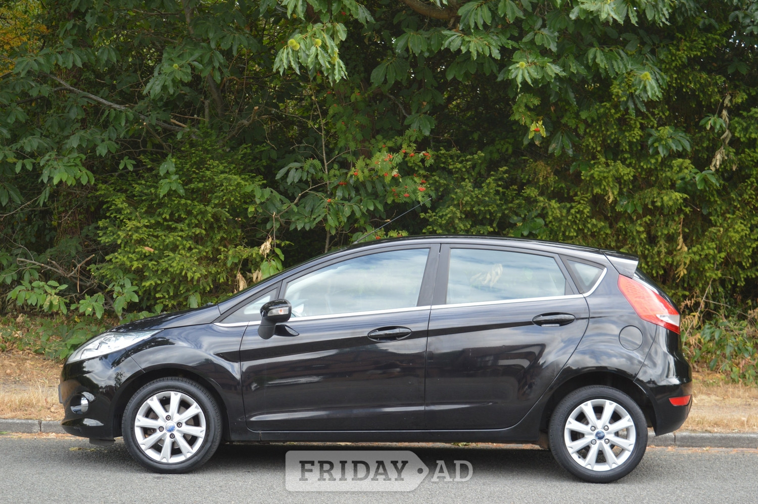 [ berth ]Ford Fiesta