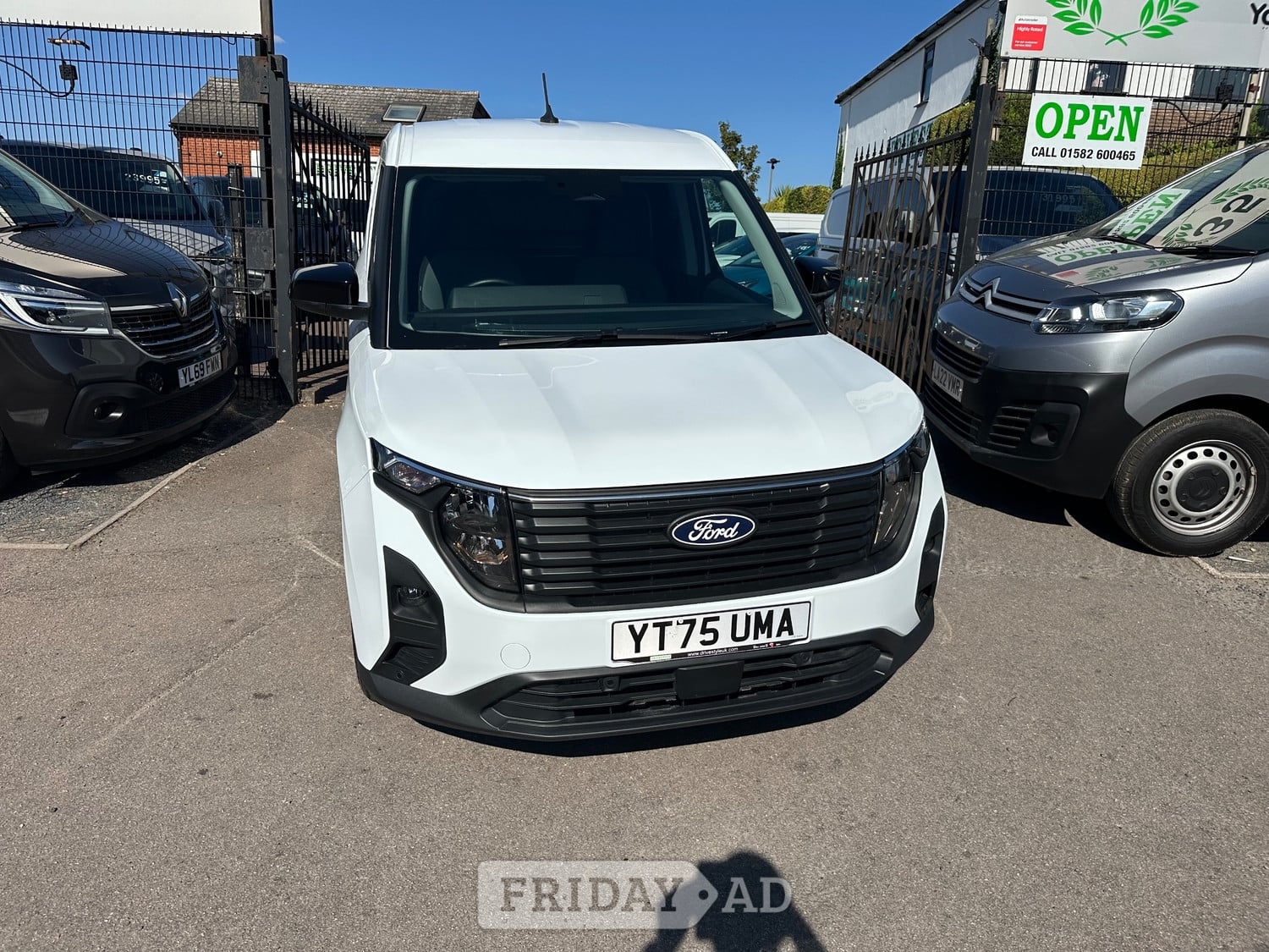 Ford Transit Courier Dunstable