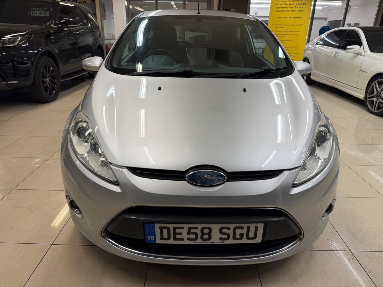 [ berth ]Ford Fiesta