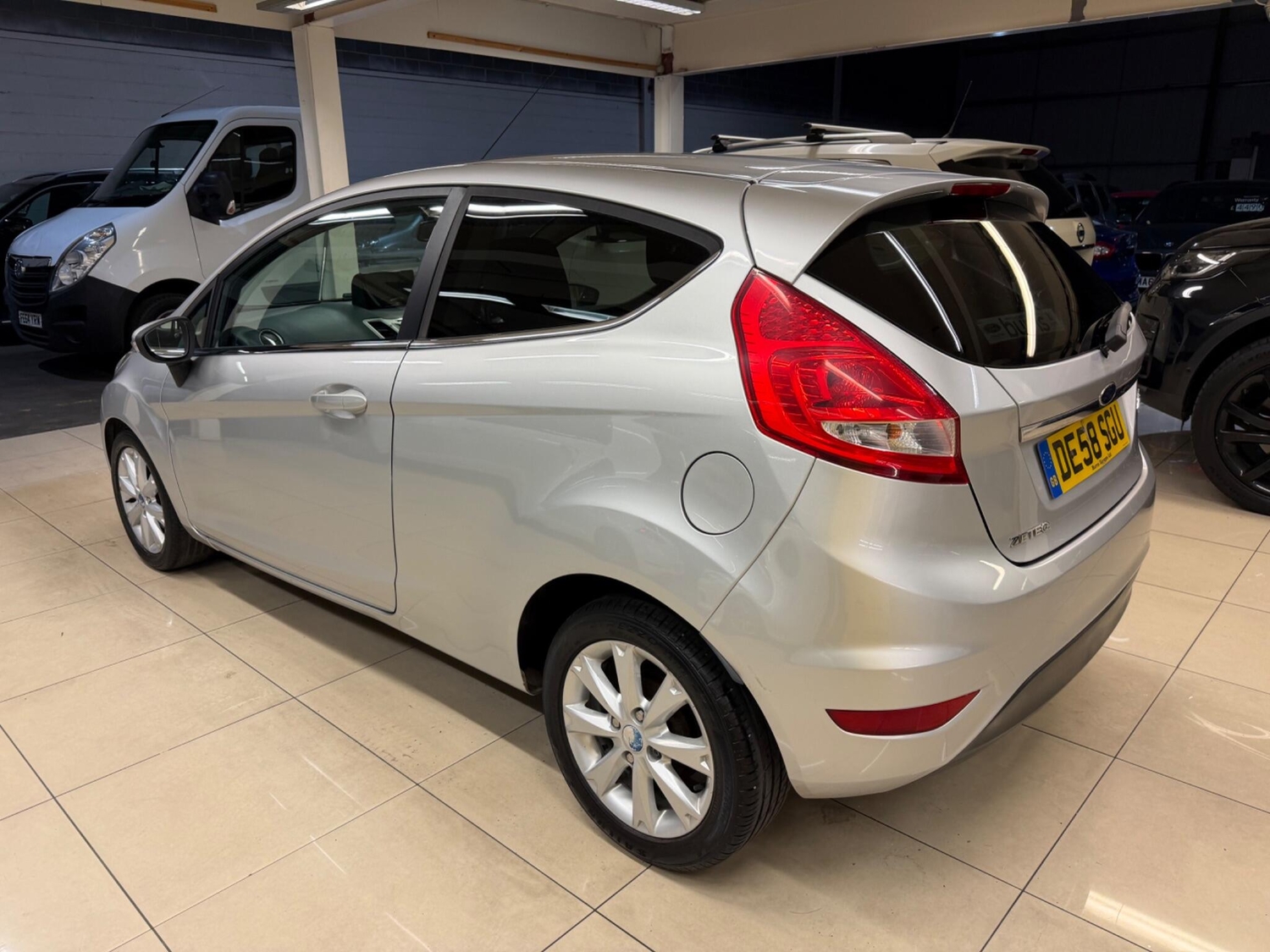 Ford Fiesta 2008 - Cars