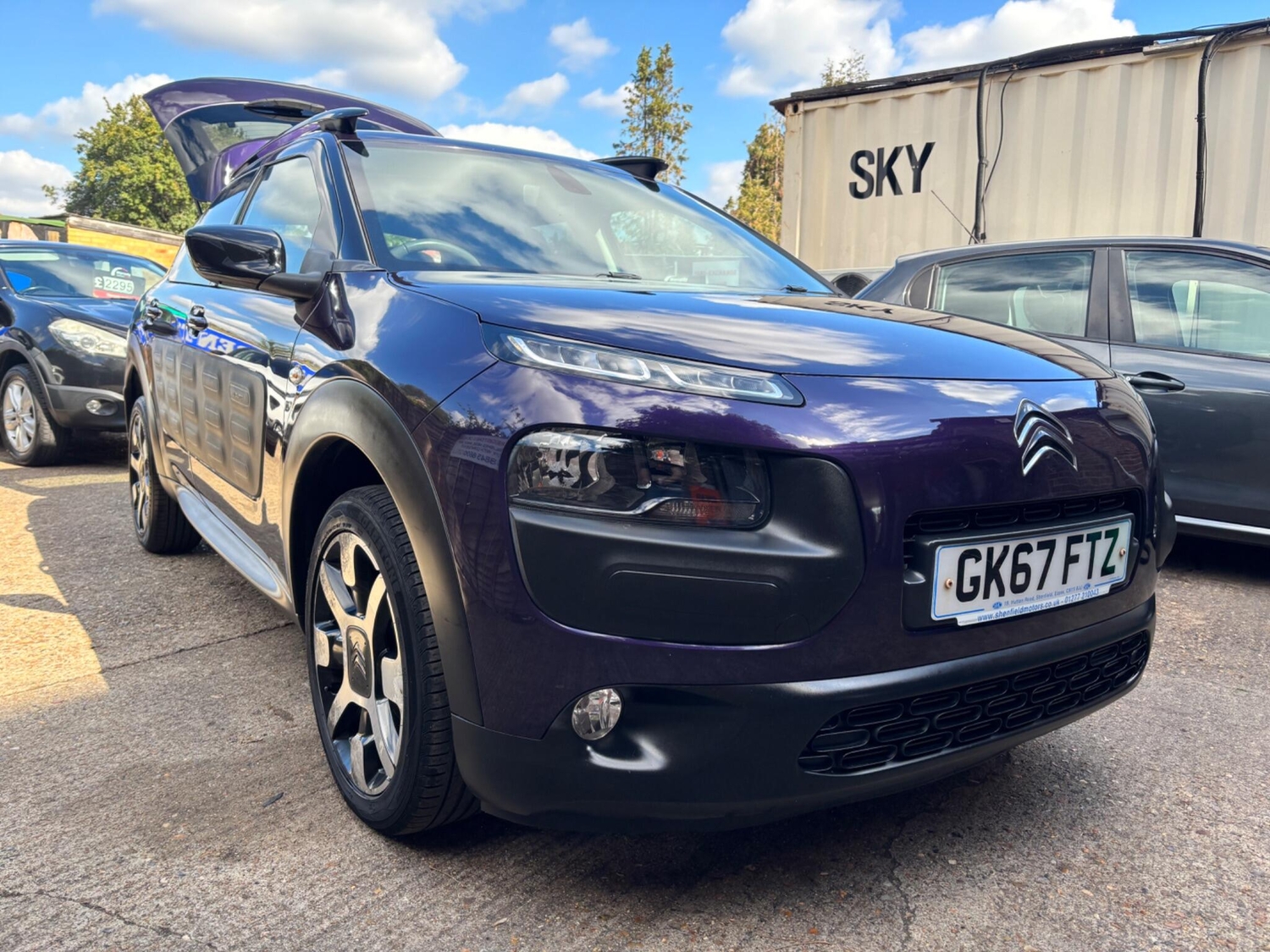 [ berth ]Citroen C4 Cactus
