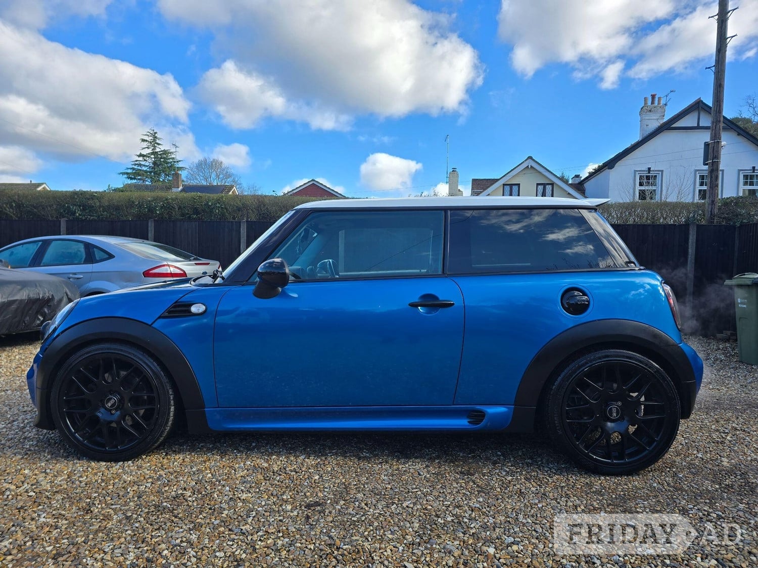 [ berth ]Mini Hatch