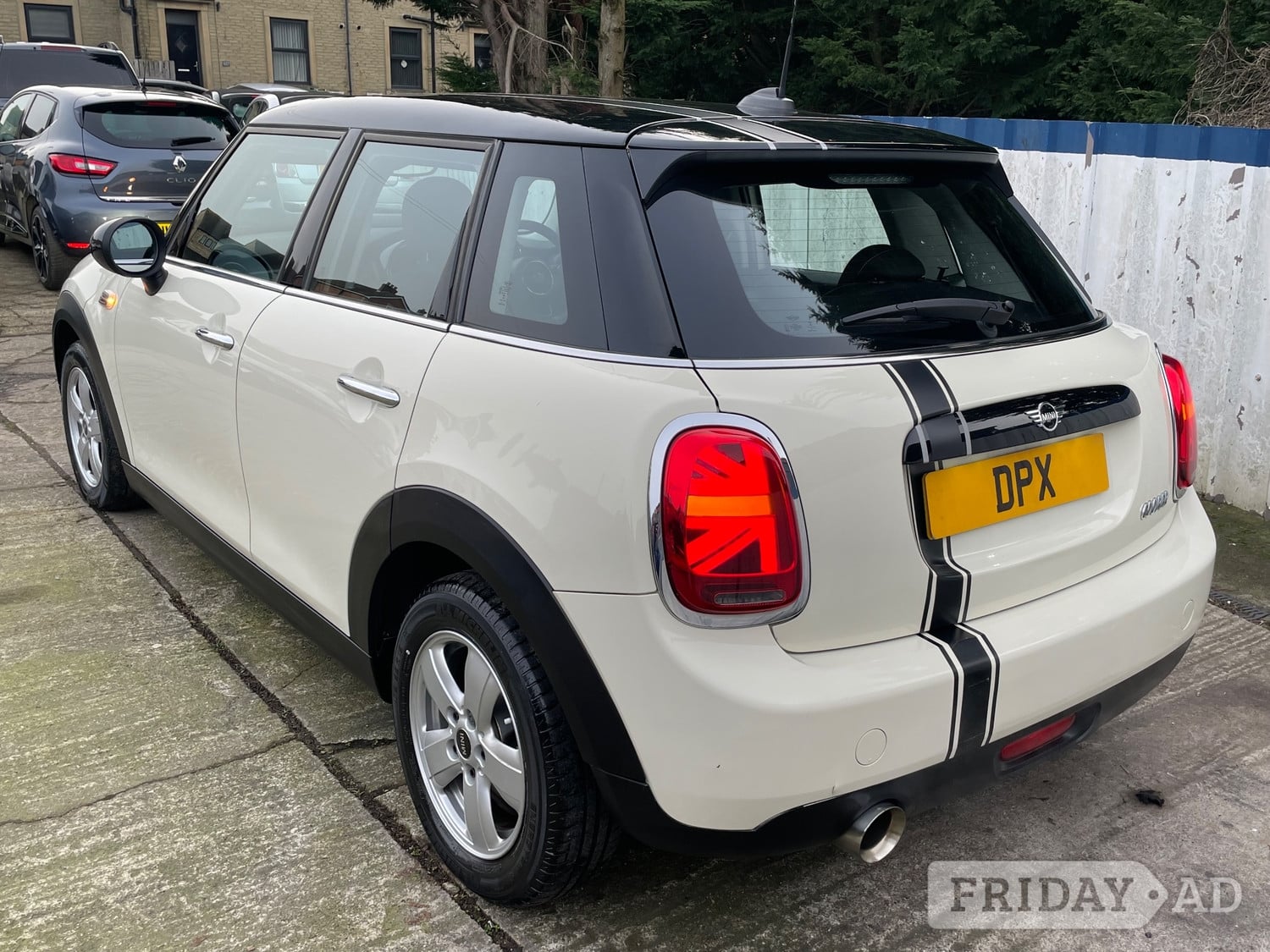 Mini Hatch 2018 - Cars
