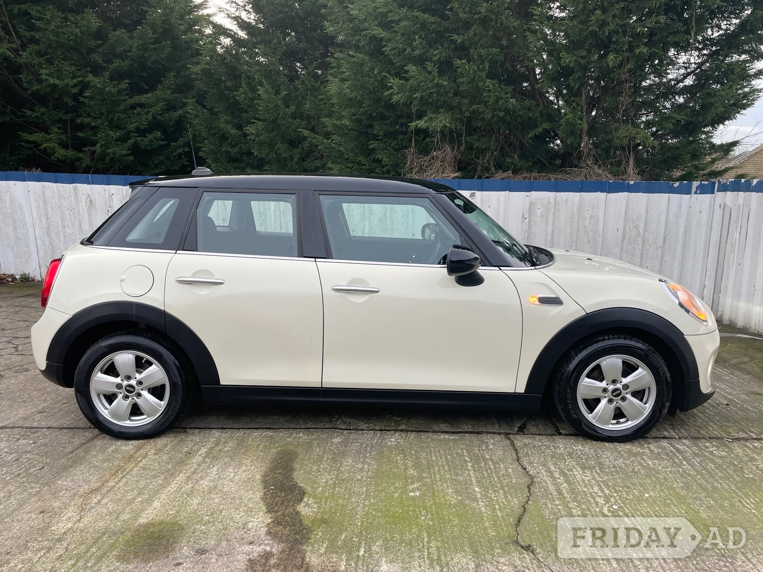 Mini Hatch Liversedge