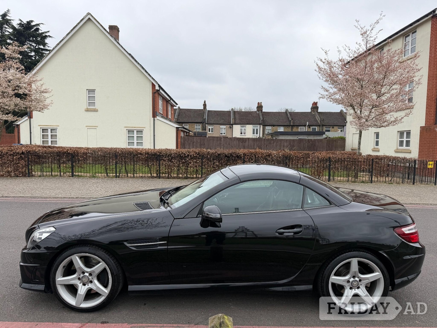 Mercedes-Benz SLK 2012 - Cars