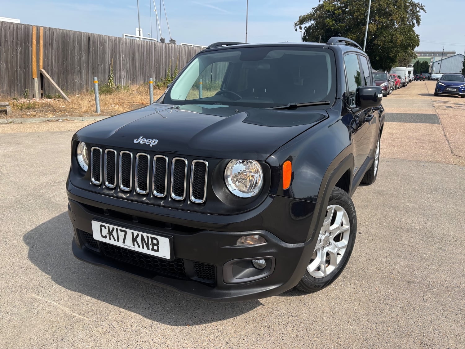 Jeep Renegade 2017 - Cars