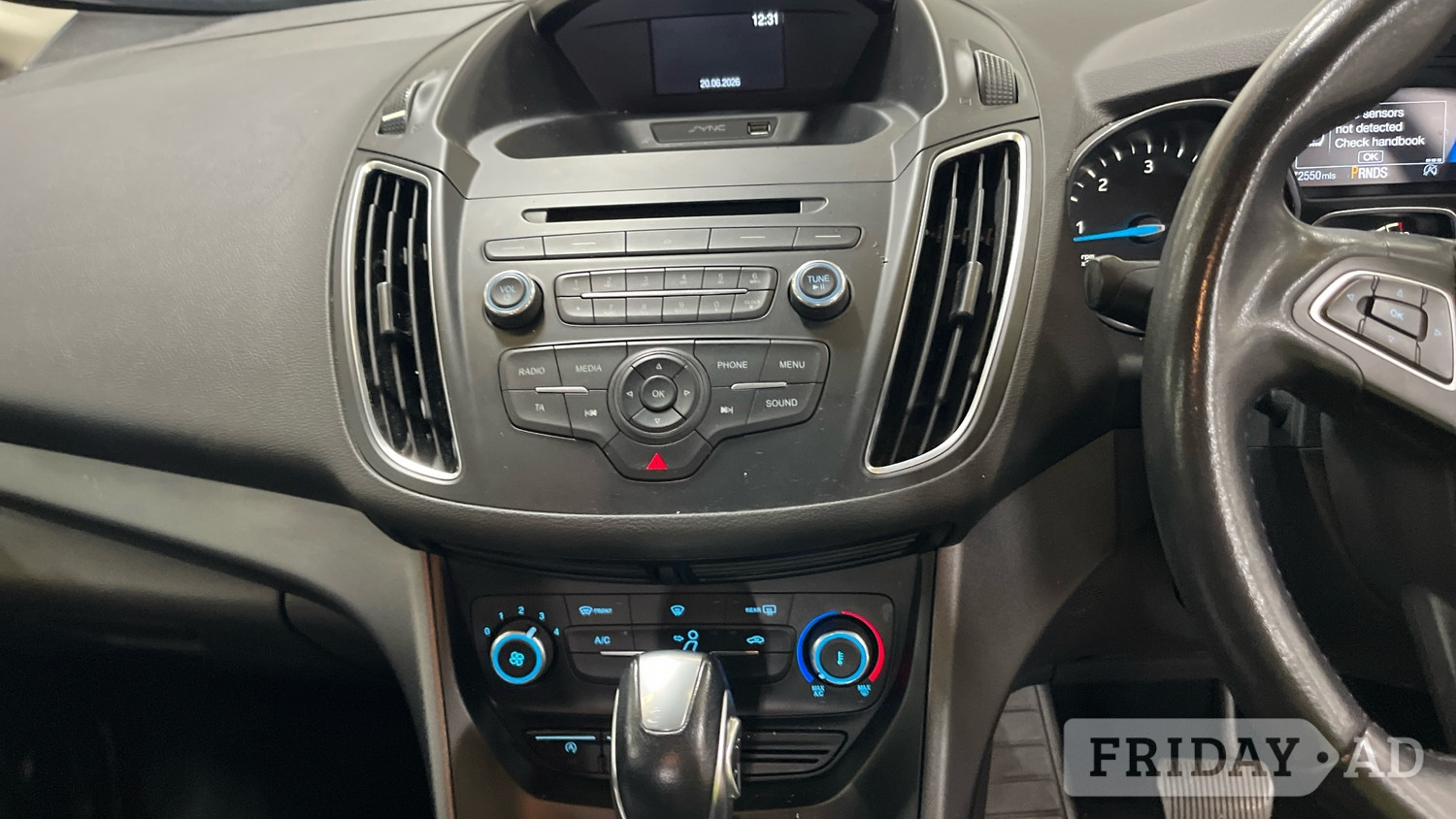 Ford Grand C-MAX 2016 - Cars in Hillingdon