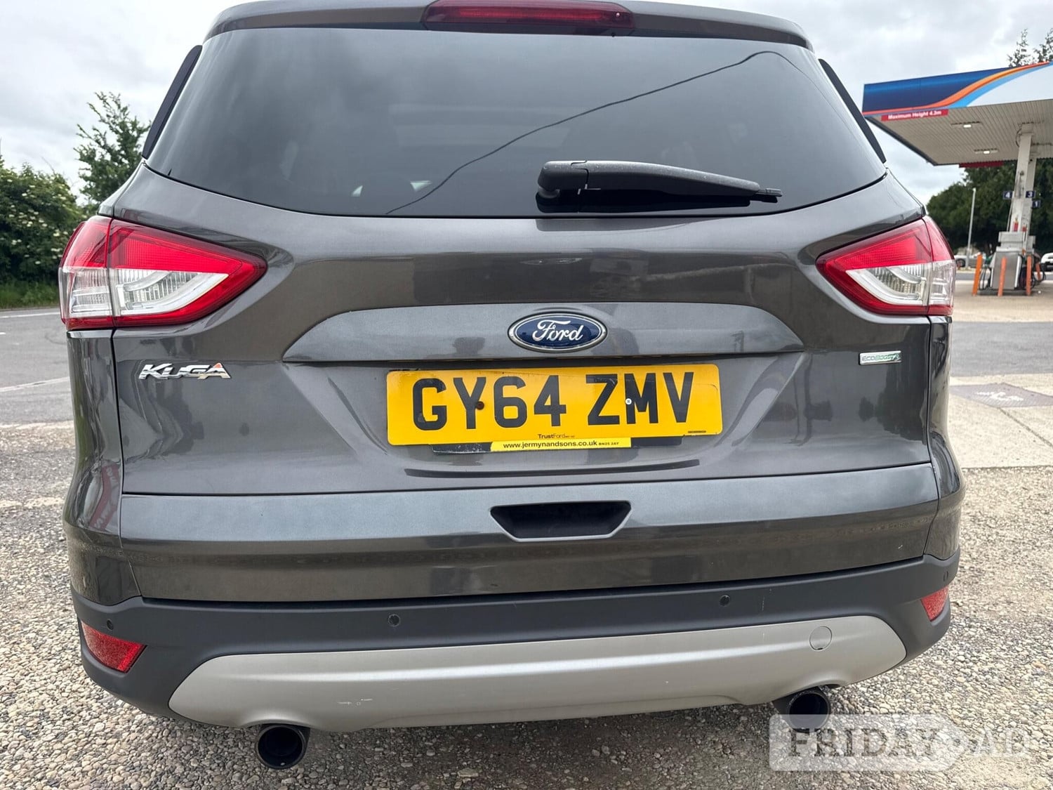 Ford Kuga 2014 - Cars in Burford