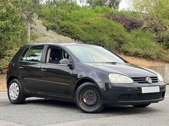 Volkswagen Golf 2004