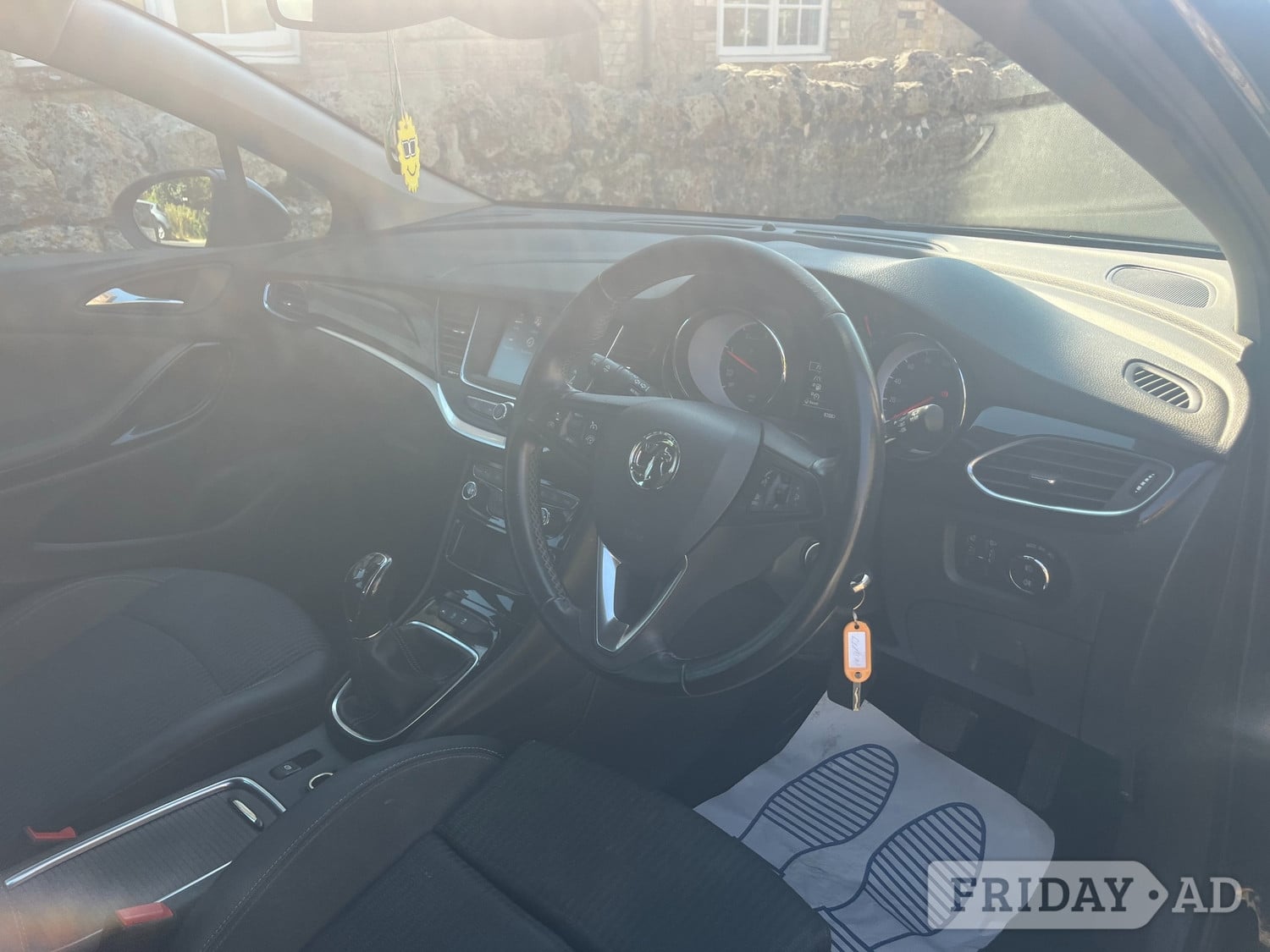 [ berth ]Vauxhall Astra