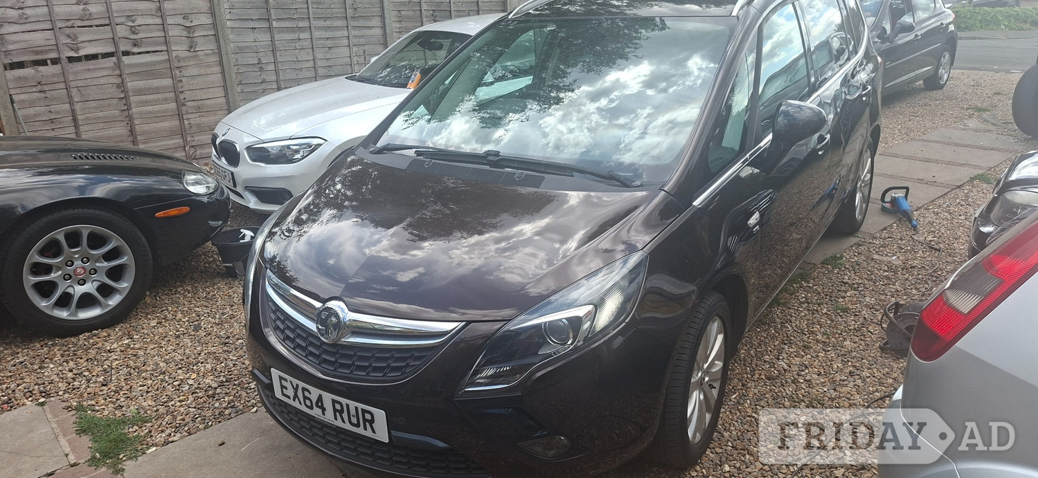 Vauxhall Zafira Tourer 2014 - Cars in Sutton