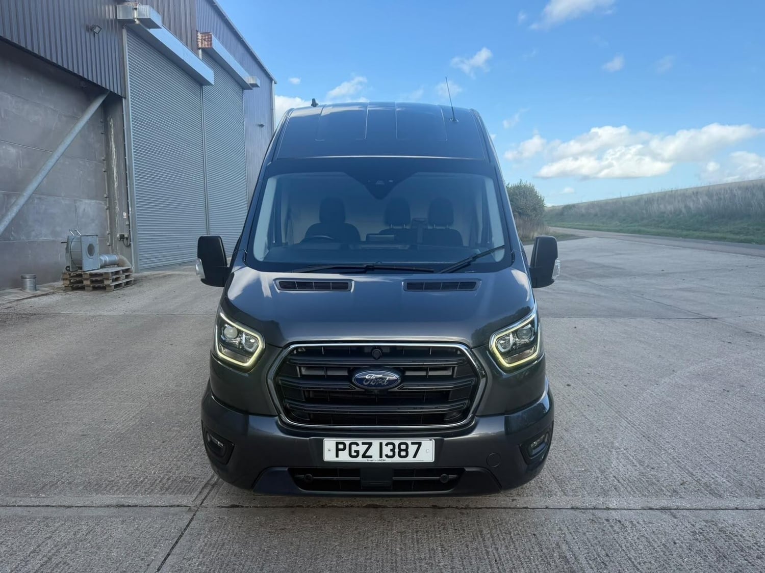 Ford Transit 2019 - Vans & Commercial Vehicles in Newbury