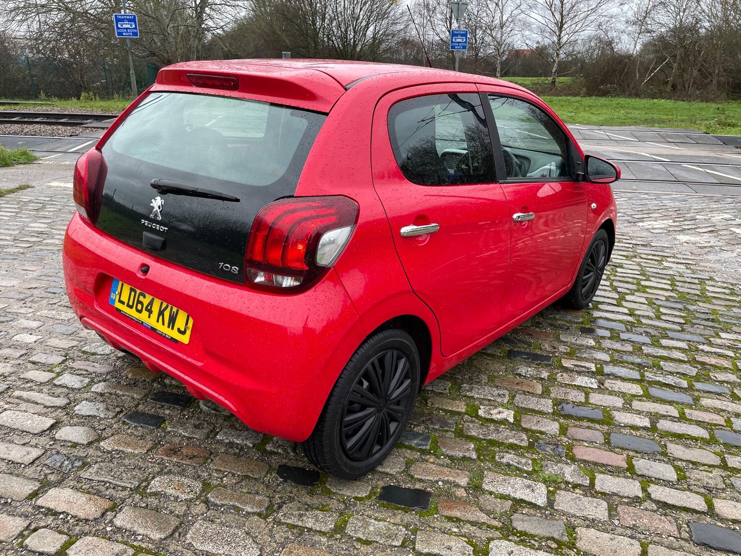 Peugeot 108 2014 - Cars