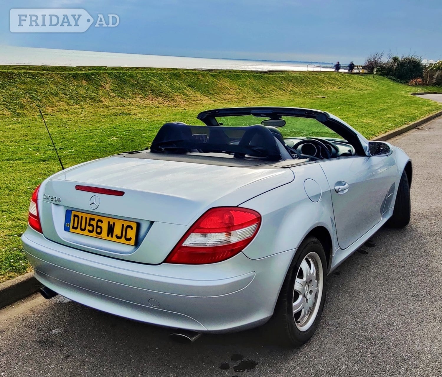 [ berth ]Mercedes-Benz SLK