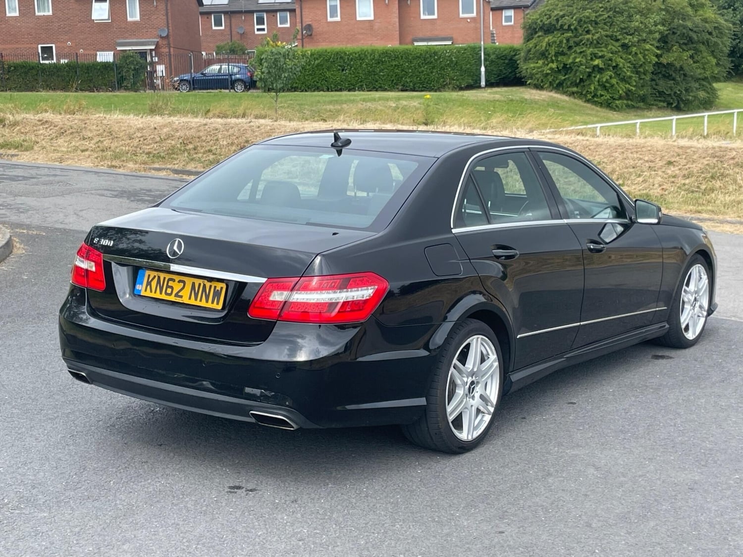 [ berth ]Mercedes-Benz E Class