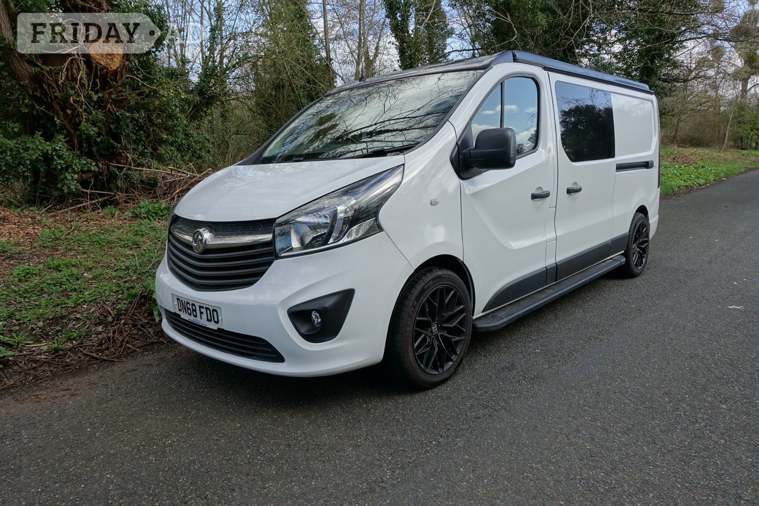 Vauxhall Vivaro 2018 in Pershore