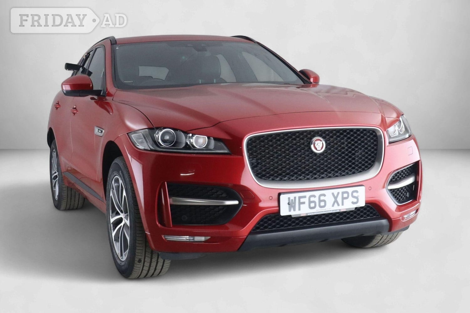 Jaguar F-Pace 2016 in Pontypridd