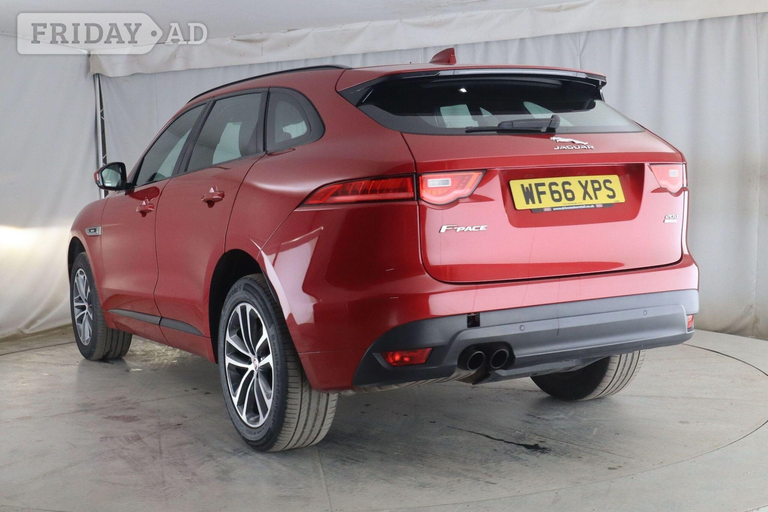 [ berth ]Jaguar F-Pace