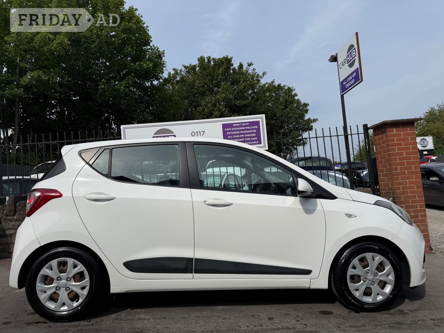 Hyundai i10 2014 - Cars in Bristol