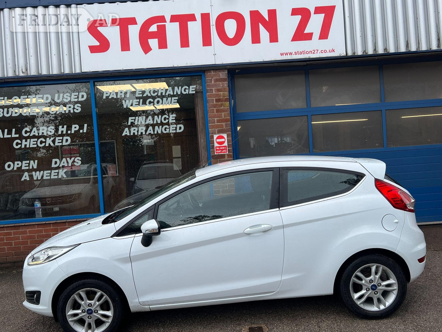 Ford Fiesta 2016 - Cars