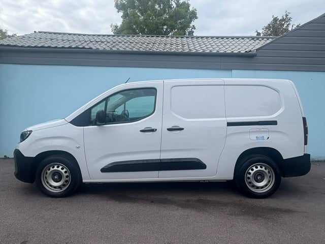 Vauxhall Combo 2024 - Vans & Commercial Vehicles in Southampton