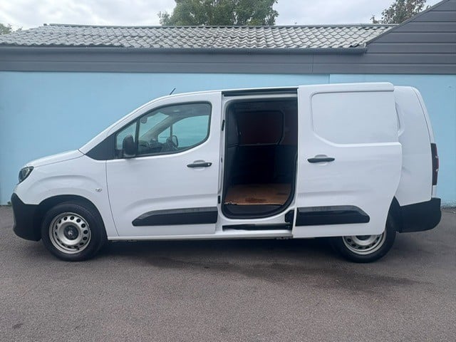 Vauxhall Combo 2024 - Vans & Commercial Vehicles