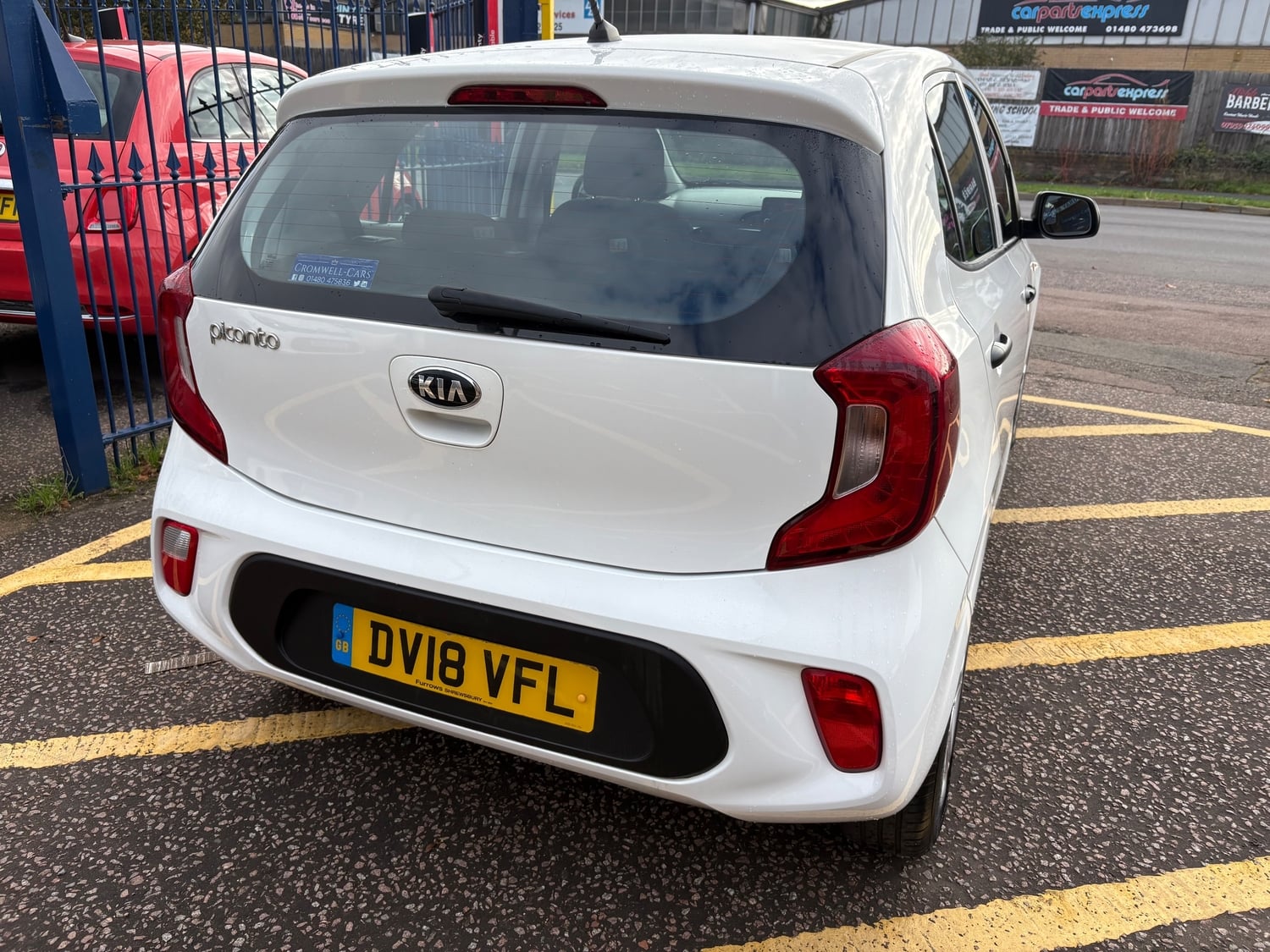 Kia Picanto 2018 - Cars in St. Neots