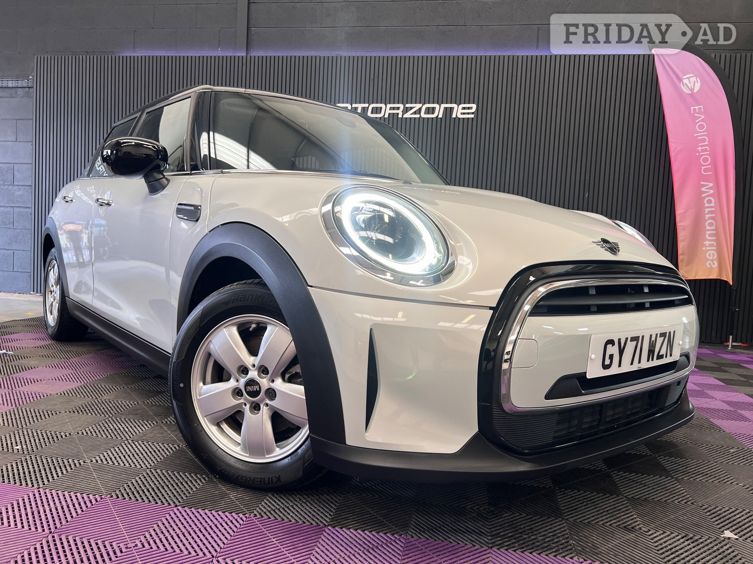 Mini Hatch 2022 - Cars in Durham