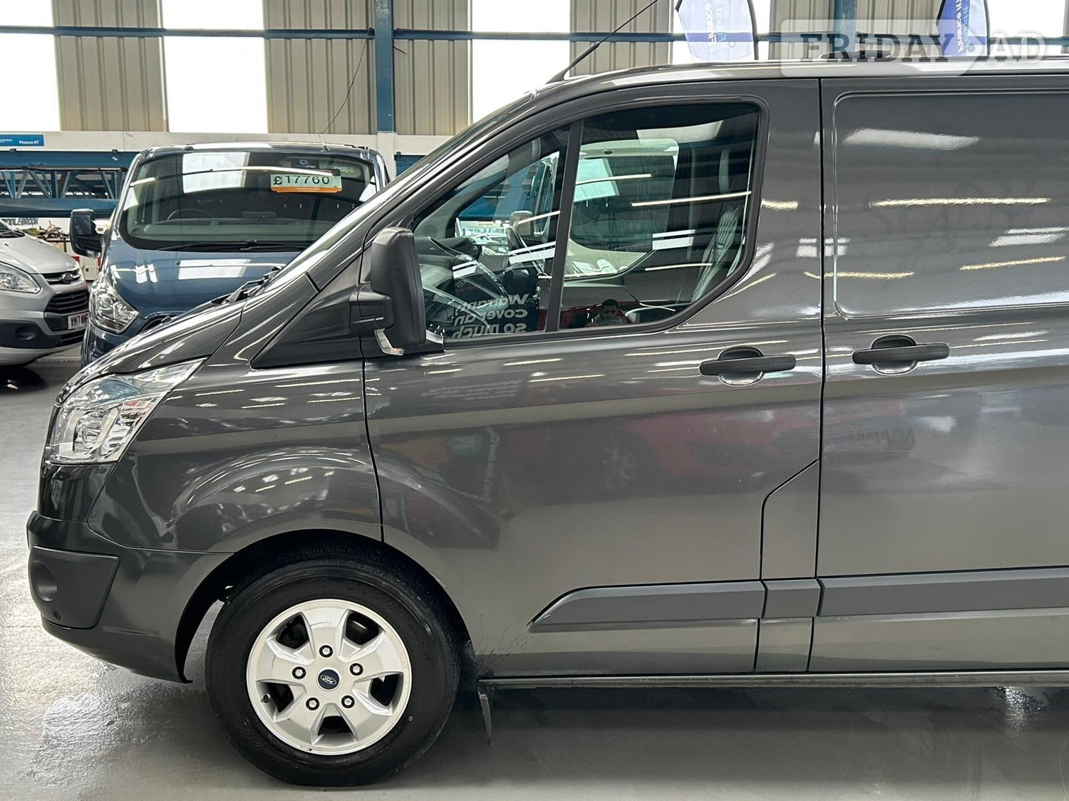[ berth ]Ford Transit Custom
