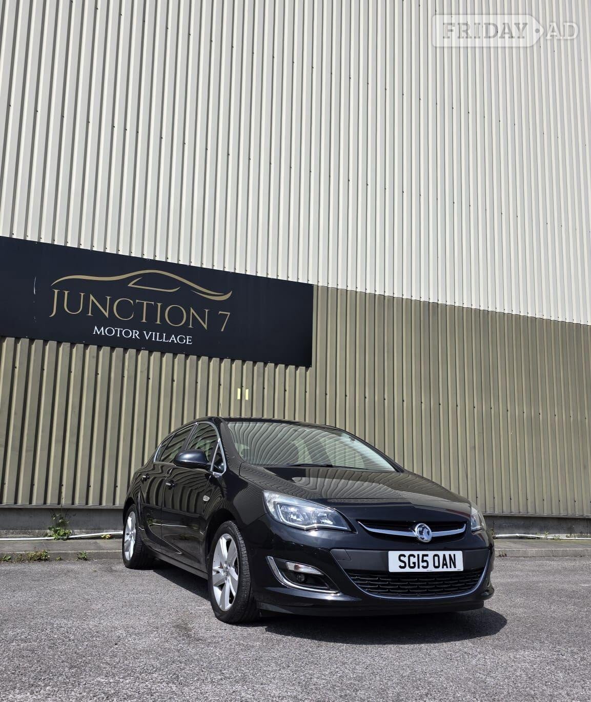 [ berth ]Vauxhall Astra