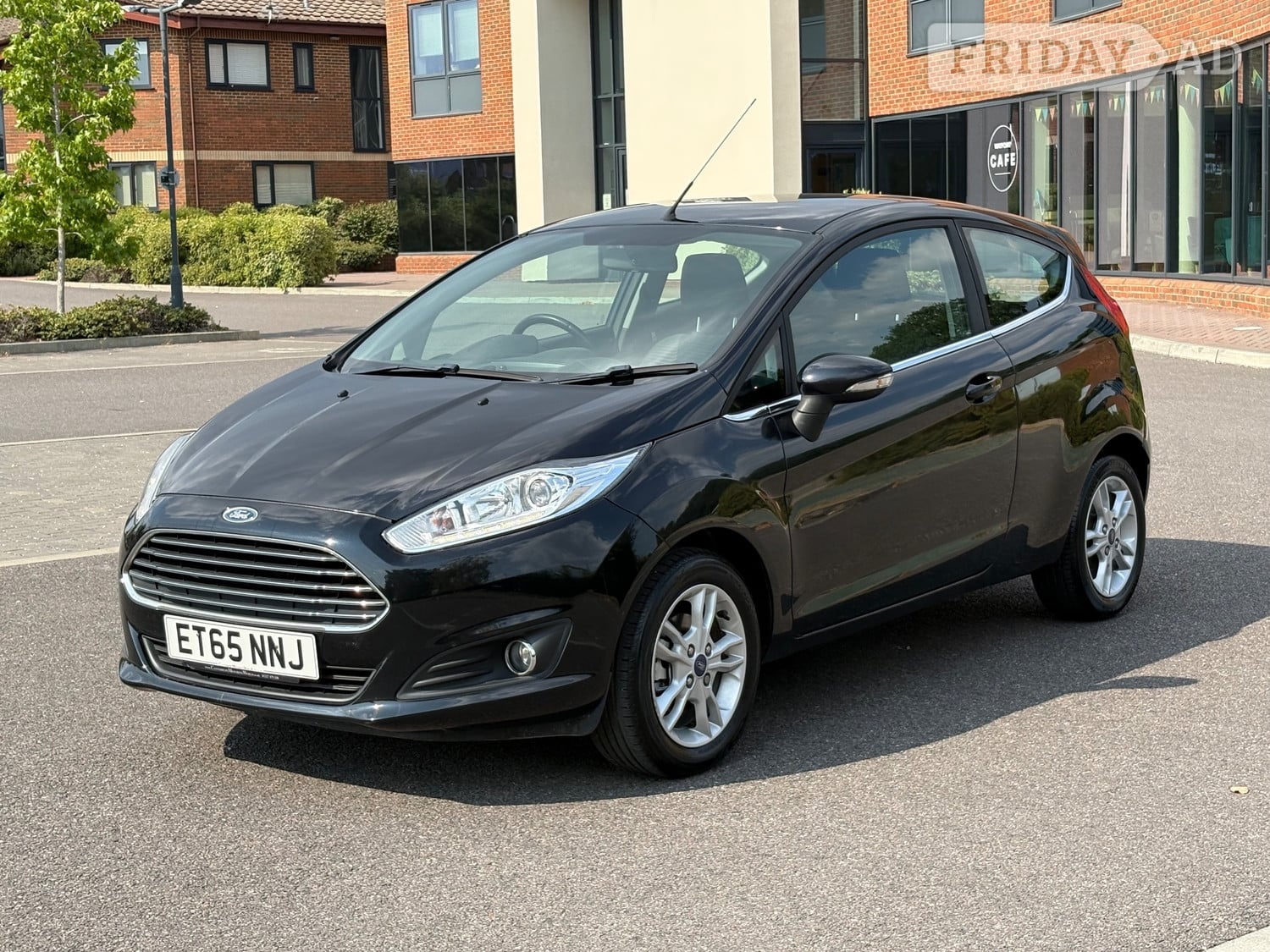 [ berth ]Ford Fiesta