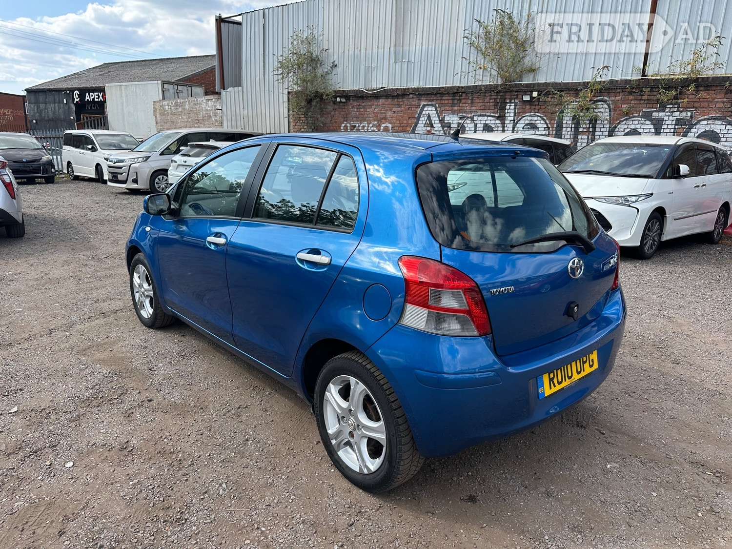 Toyota Yaris 2010 - Cars