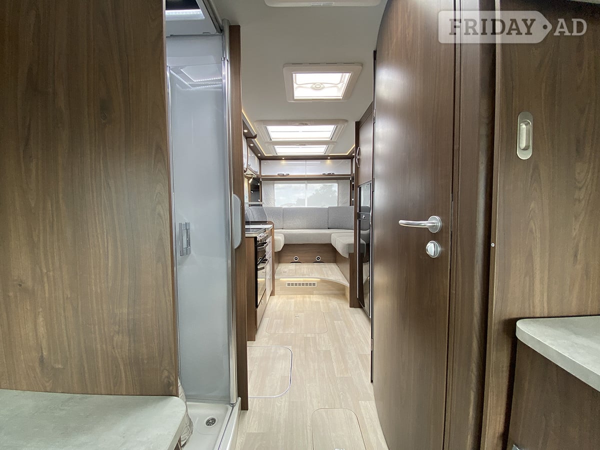 [2 berth ]Frankia F-Line I 680 Plus