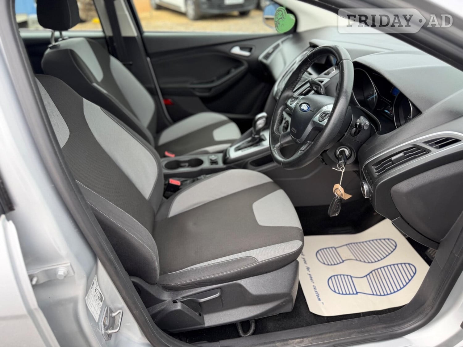 [ berth ]Ford Focus